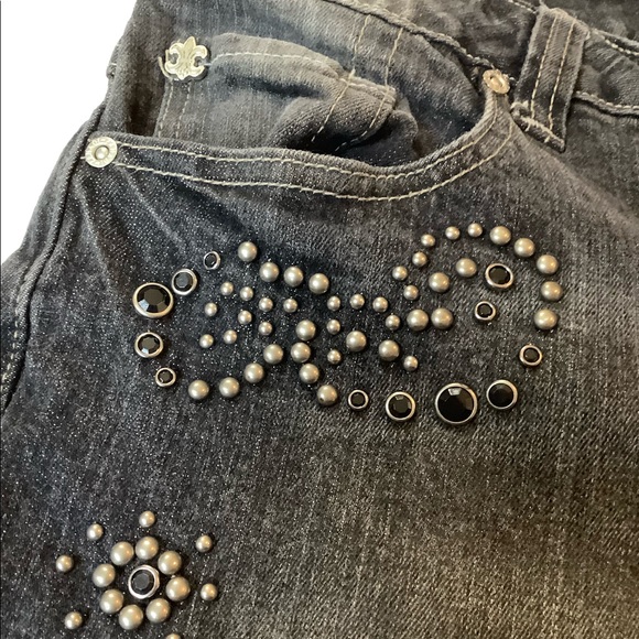 Zana Di Black Capri Jeans in Black w/ Studding S18 - Picture 4 of 9